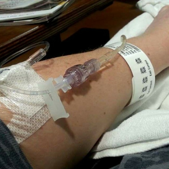 ⭐ LC's Closet ⭐ - Picture 7 of 7