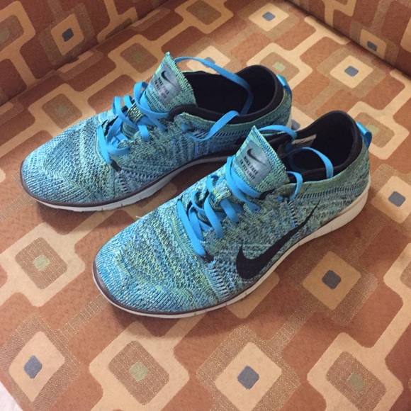 Nike Free TR Flyknit
