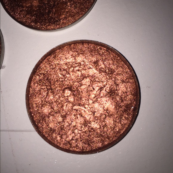 Pumpkin spice eyeshadow