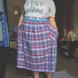 Vintage Plaid/Tartan Midi Skirt w/ Pockets