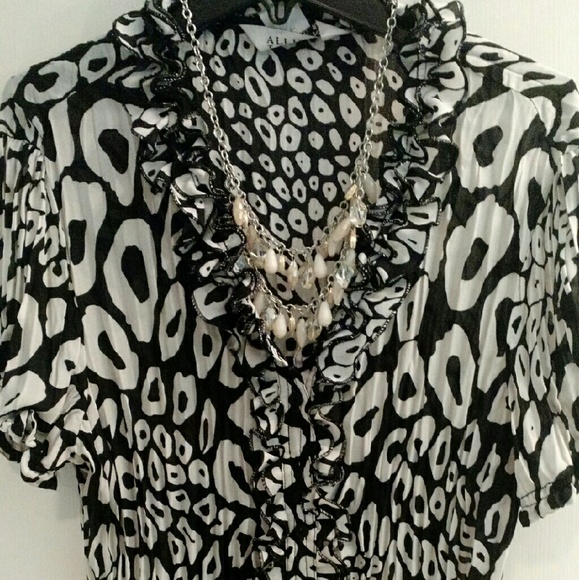 So comfy crimped Career blouse