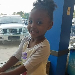 Meet your Posher, Lantaya