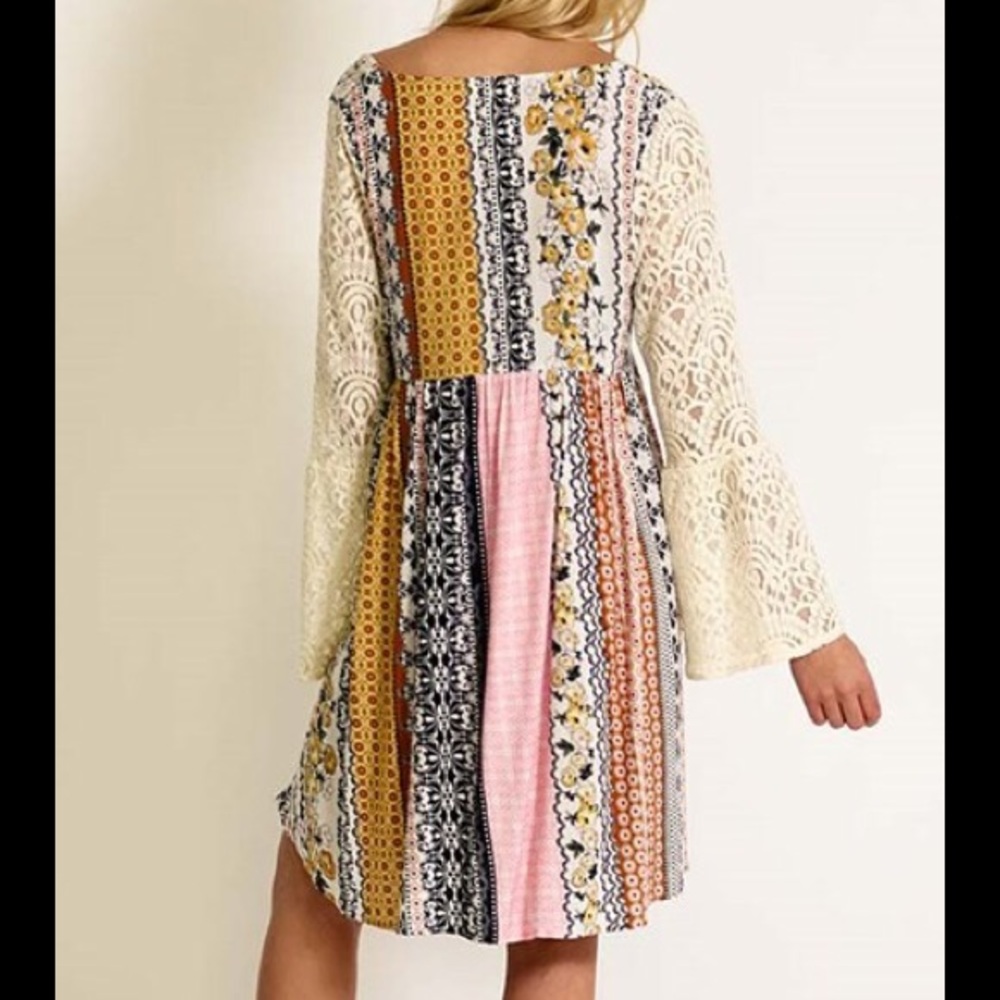 🇺🇸💥SALE💥🇺🇸 Lace Peasant Dress - Picture 5 of 7