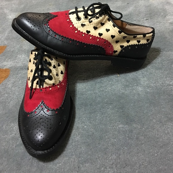 DOLCE VITA oxfords!!! NWT