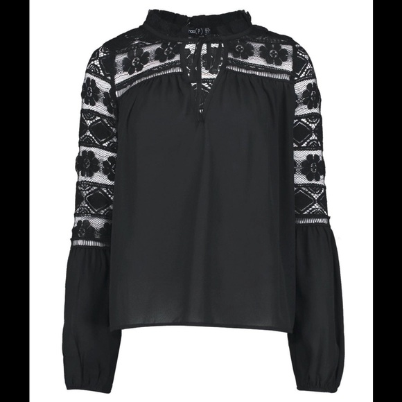 🎉HOST PICK🎉Gorgeous Black Crocheted Lace Top - Picture 3 of 4