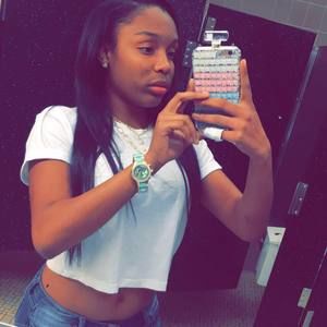 Meet your Posher, Asyaa