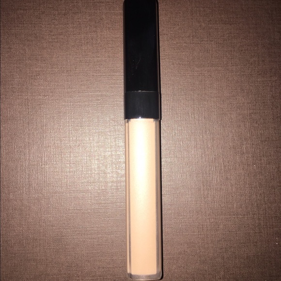Chanel correcteur perfection 30