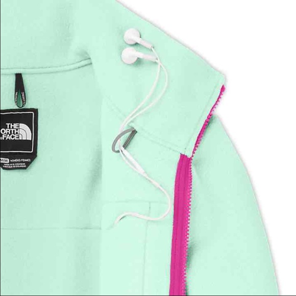 Brown Denali Jacket • The North Face - Picture 2 of 7