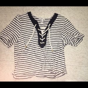 Lace-up navy blue striped t-shirt