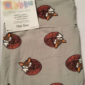 Lularoe NEW one size fox leggings