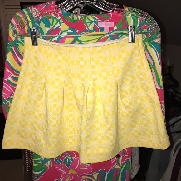 Lily Pulitzer skirt