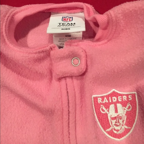 Full zip PJ onesie - Picture 2 of 2