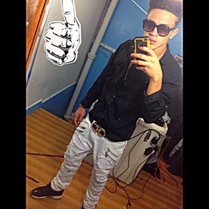 Meet your Posher, Alex