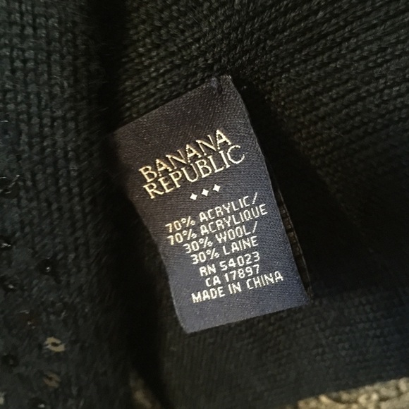 Banana Republic Scarf - Picture 2 of 2