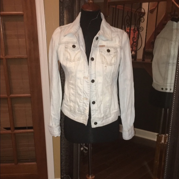 Jackets & Blazers - 🔥SALE🔥Hollister jean jacket