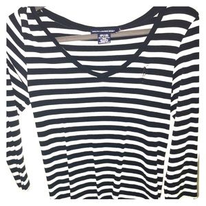 3/4 sleeve black and white striped Polo v-neck