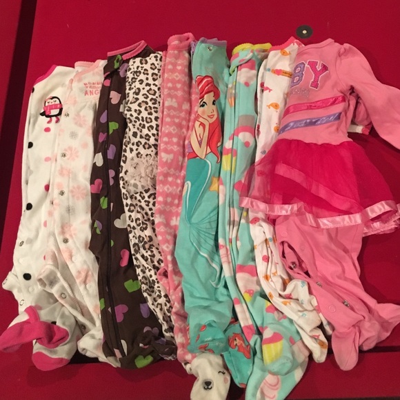 Infant pajamas - Picture 2 of 2