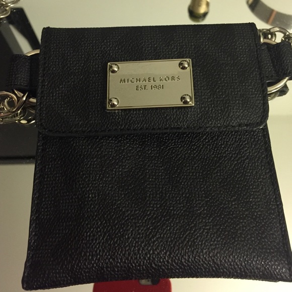 NWOT Michael Kors chain belt/purse