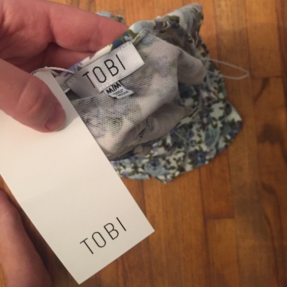 Tobi Dress NWT - Picture 3 of 3