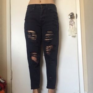 Brandy Melville Boyfriend Jeans