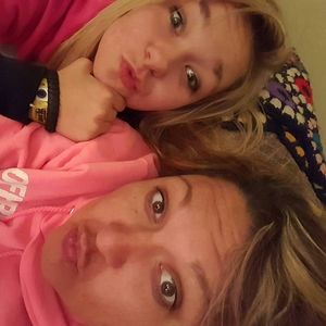 Meet your Posher, Angi