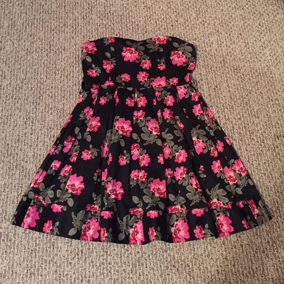 Floral print strapless dress - Picture 1 of 3