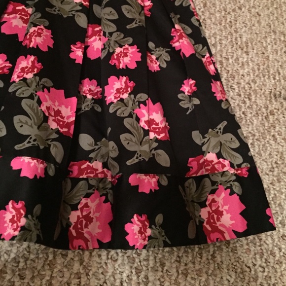 Floral print strapless dress - Picture 2 of 3