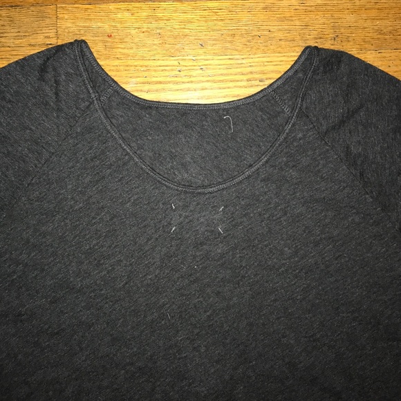 💥LAST CHANCE💥 Gray Scoop Back Tee - Picture 2 of 2