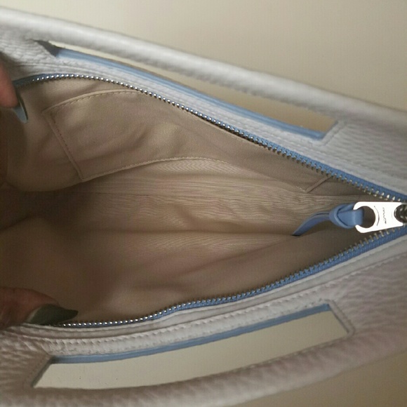 Coach clutch AUTHENTIC ** - Picture 2 of 3