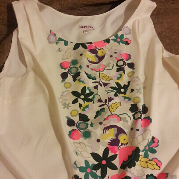 Sweet little dress - Picture 2 of 2