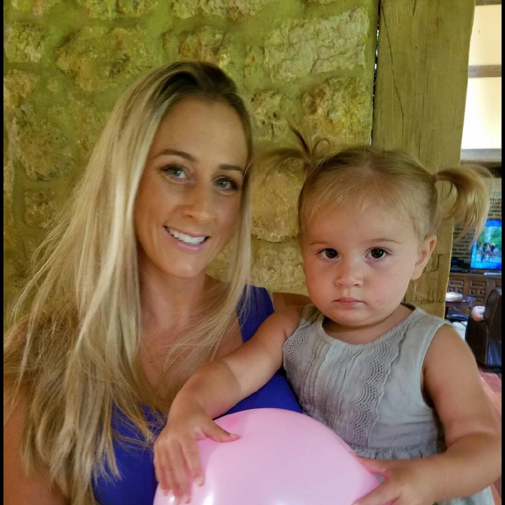 Meet your Posher, Stephanie