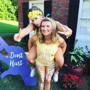 Meet your Posher, Natalie