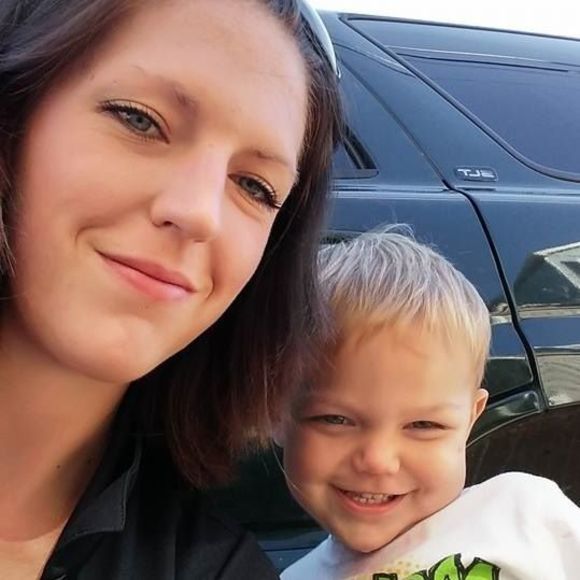 Meet your Posher, Ashley - Picture 1 of 1