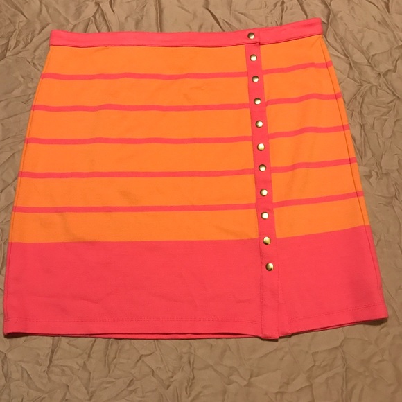 NWT c wonder Skirt orange and pink stripes Large