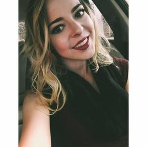 Meet your Posher, Leanna