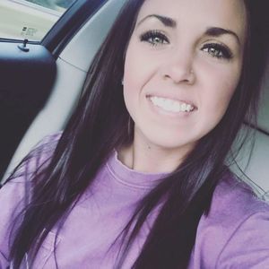 Meet your Posher, Hali