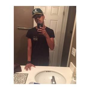 Meet your Posher, Ronnie