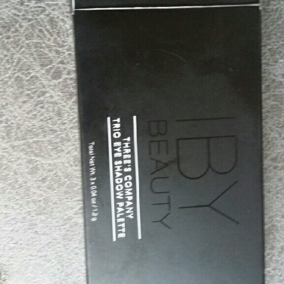 IBY BEAUTY Three's Company Eyeshadow Trio