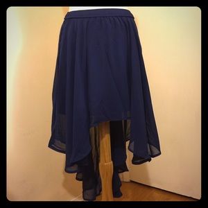 Forever 21 navy blue chiffon skirt