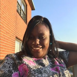 Meet your Posher, Suzanne