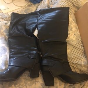Nike west boots