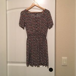 Short sleeve sheath dress