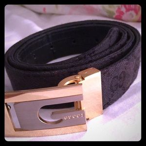 GUCCI belt