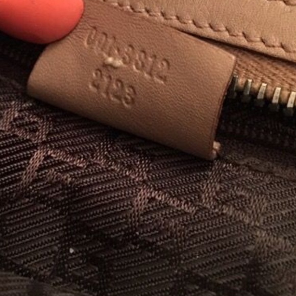 Gucci mini hobo/handbag - Picture 2 of 3