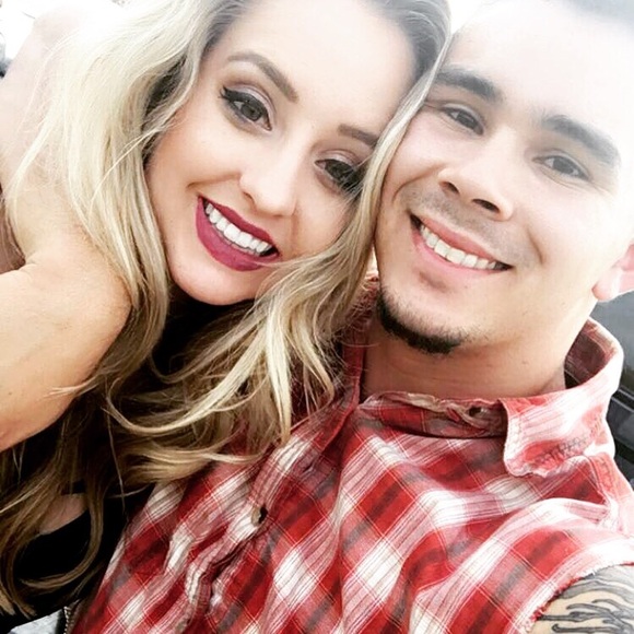 🤍MEET YOUR STYLIST🤍 - Picture 5 of 9