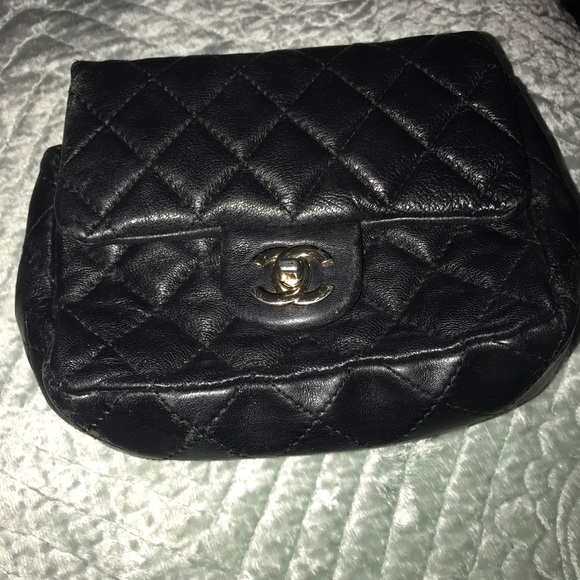 Chanel vintage lambskin purse
