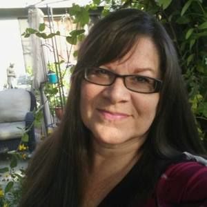 Meet your Posher, Leah