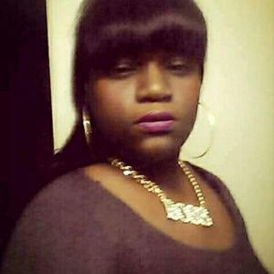 Meet your Posher, Yalonda