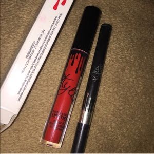 Kylie Cosmetic Bundle