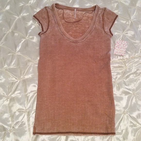 🎉HOST PICK🎉 Free People Brown Tee - Picture 4 of 4